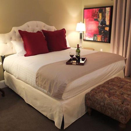 The English Inn Eaton Rapids 外观 照片