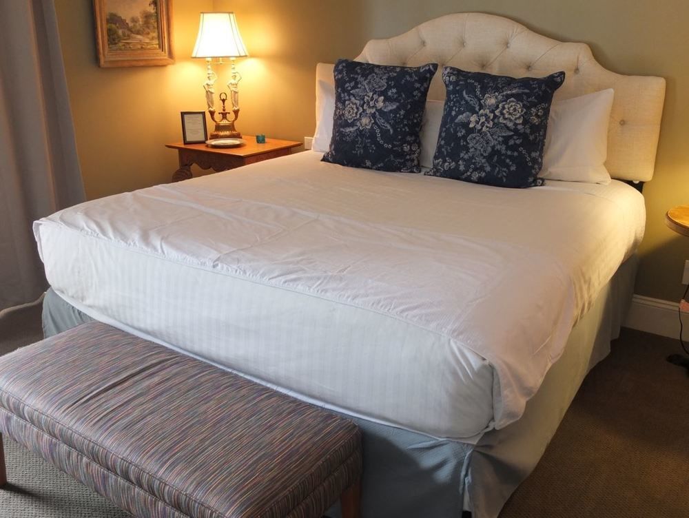 The English Inn Eaton Rapids 外观 照片