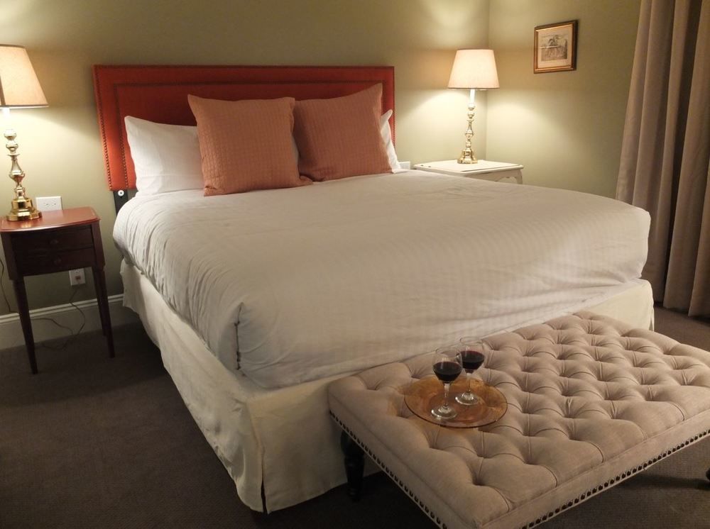 The English Inn Eaton Rapids 外观 照片